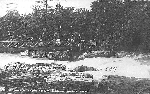 #004 bridge on 3 sister islands